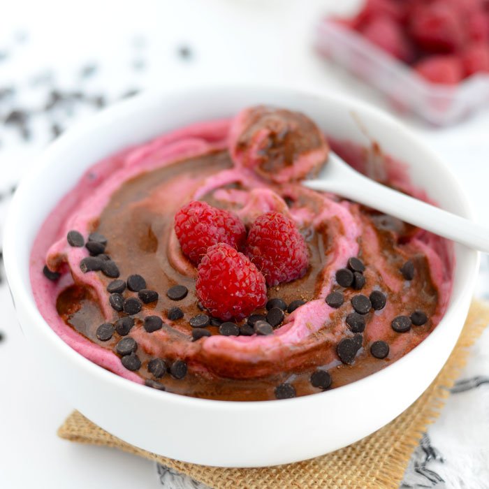Easy Vegan Paleo Raspberry Banana Soft Serve Recipe